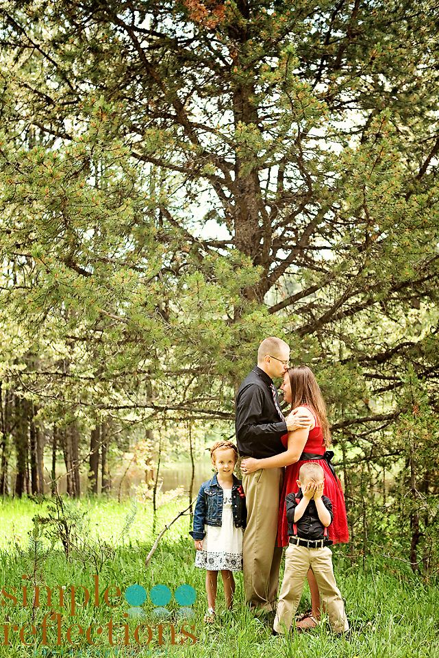 bride, groom and family yellowstone weddings